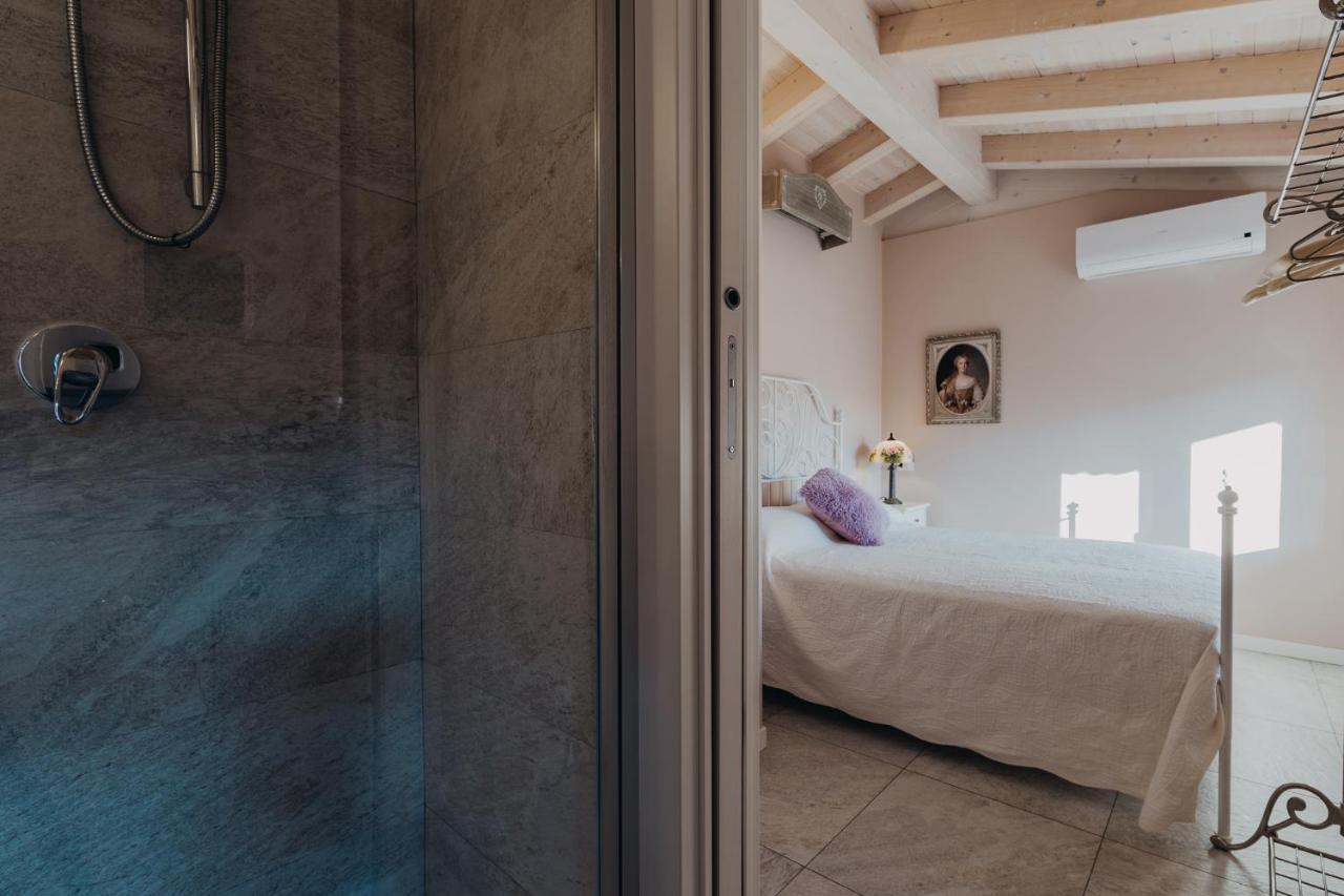 Le Due Dame Hotel Manerba del Garda Exterior foto